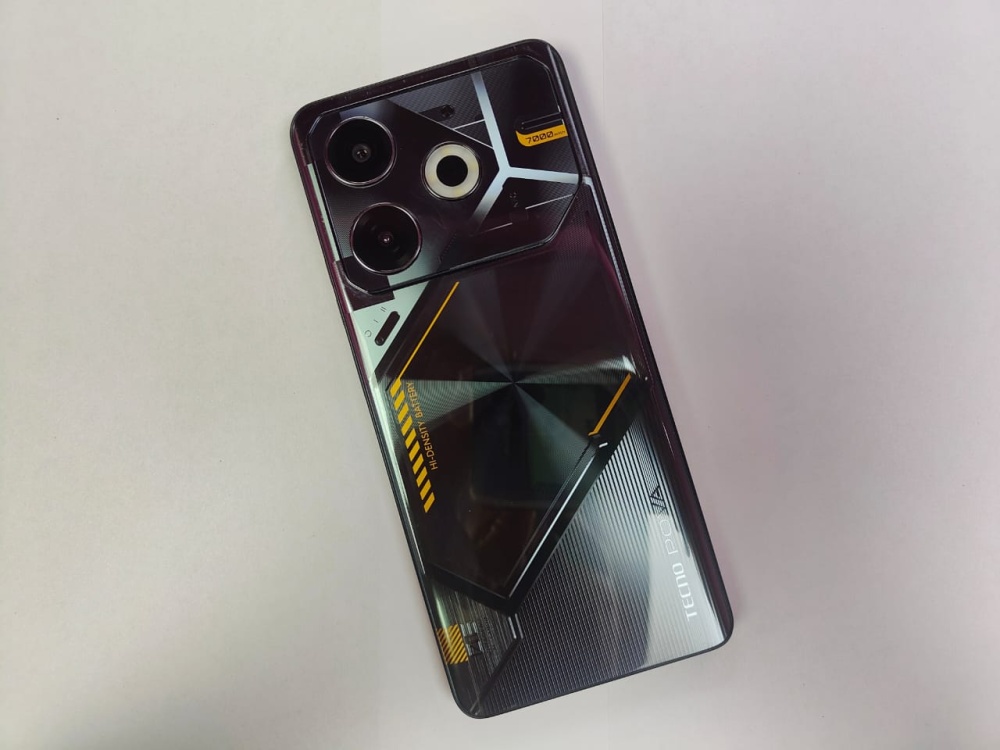 Мобильный телефон Tecno POVA 6 NEO 256GB