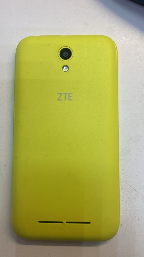 Мобильный телефон ZTE Blade 110