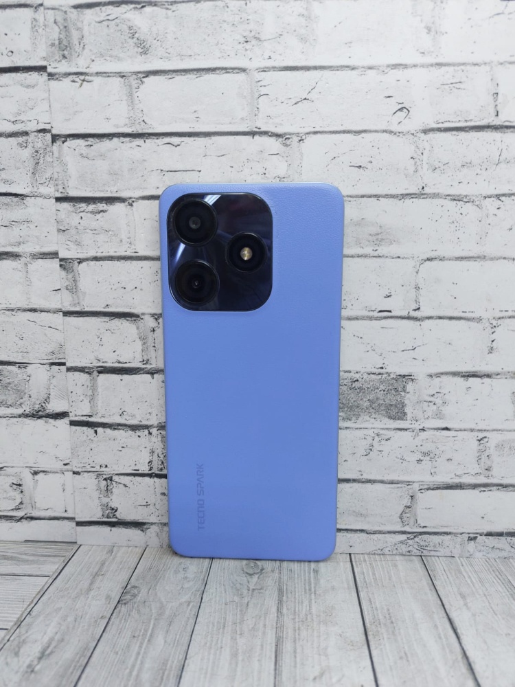 Мобильный телефон Tecno Spark 10 8/128