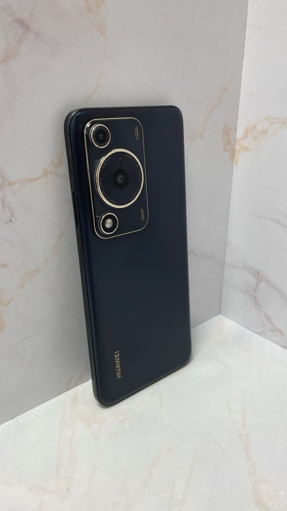 Смартфон Huawei Y72