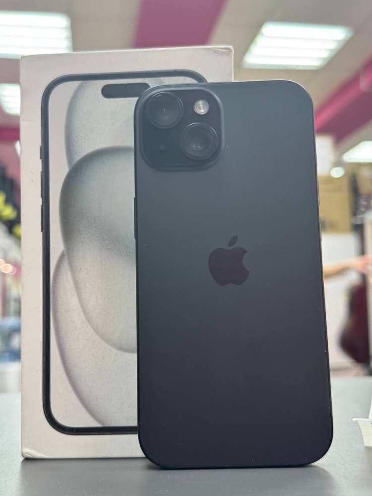 Смартфон iPhone 15 128