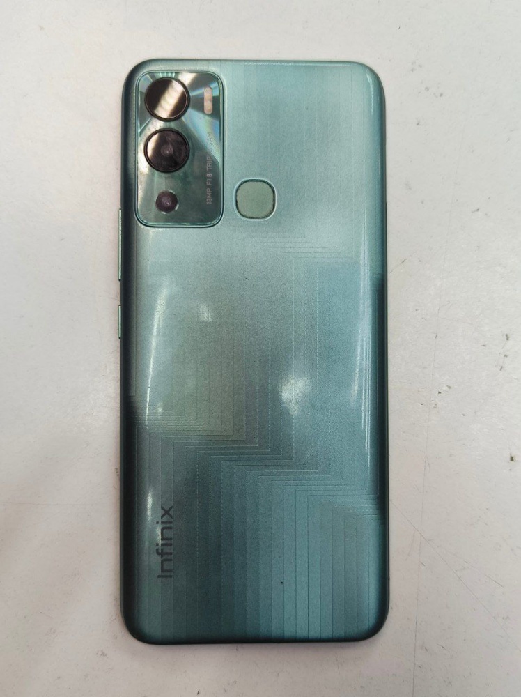 Мобильный телефон Infinix Hot 12i 4\64