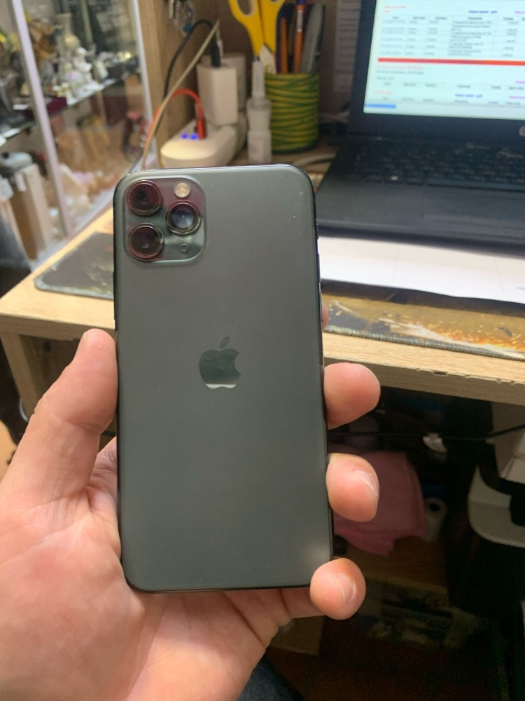Смартфон iPhone 11 PRO 64 Gb