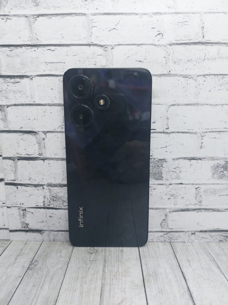 Мобильный телефон Infinix HOT30i 8/128