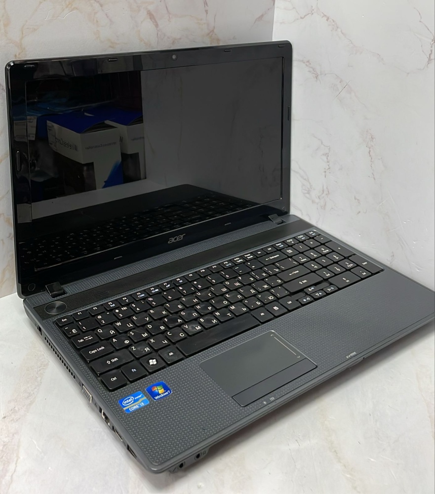 Ноутбук Acer Aspire 5749