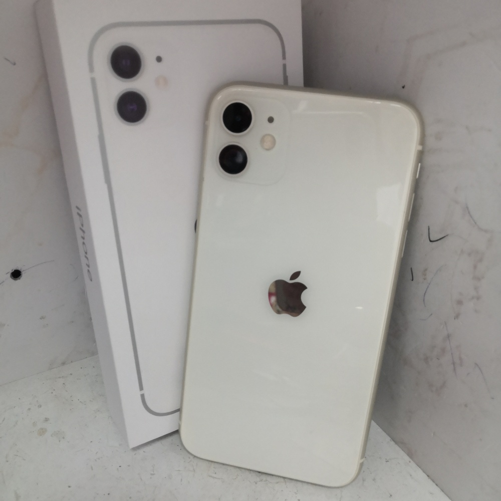Смартфон iPhone 11 128 Gb