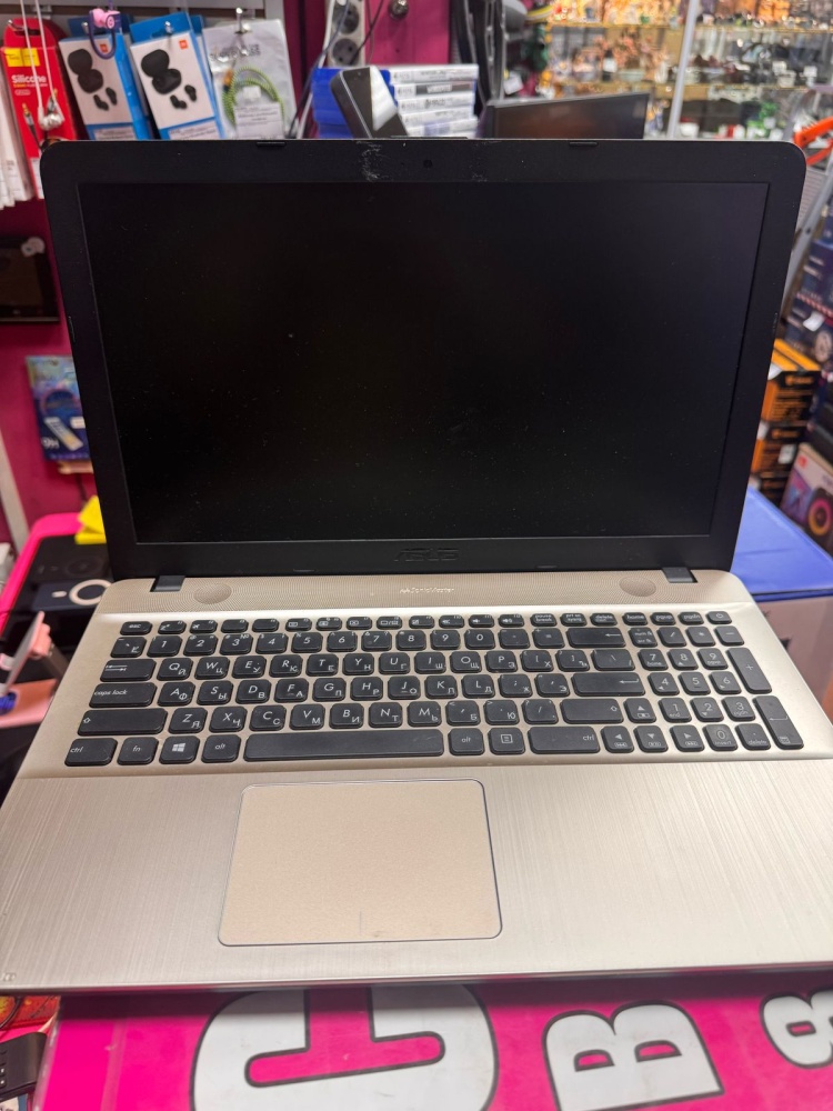 Ноутбук ASUS