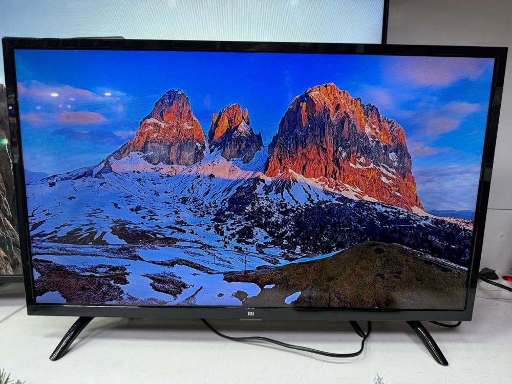 Телевизор Xiaomi 32 Smart TV