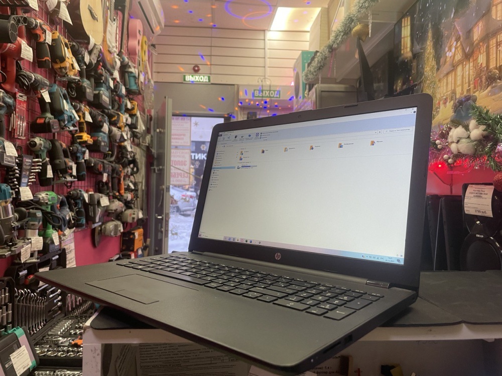 Ноутбук HP Laptop 15-rb0xx