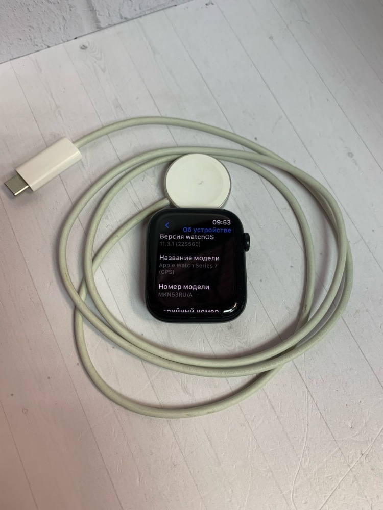 Часы Apple Watch Series 7