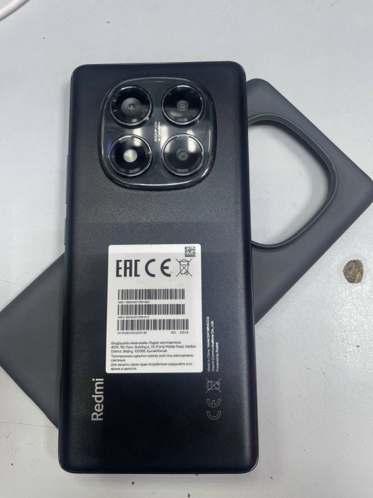 Смартфон Xiaomi Redmi note 14 PRO+