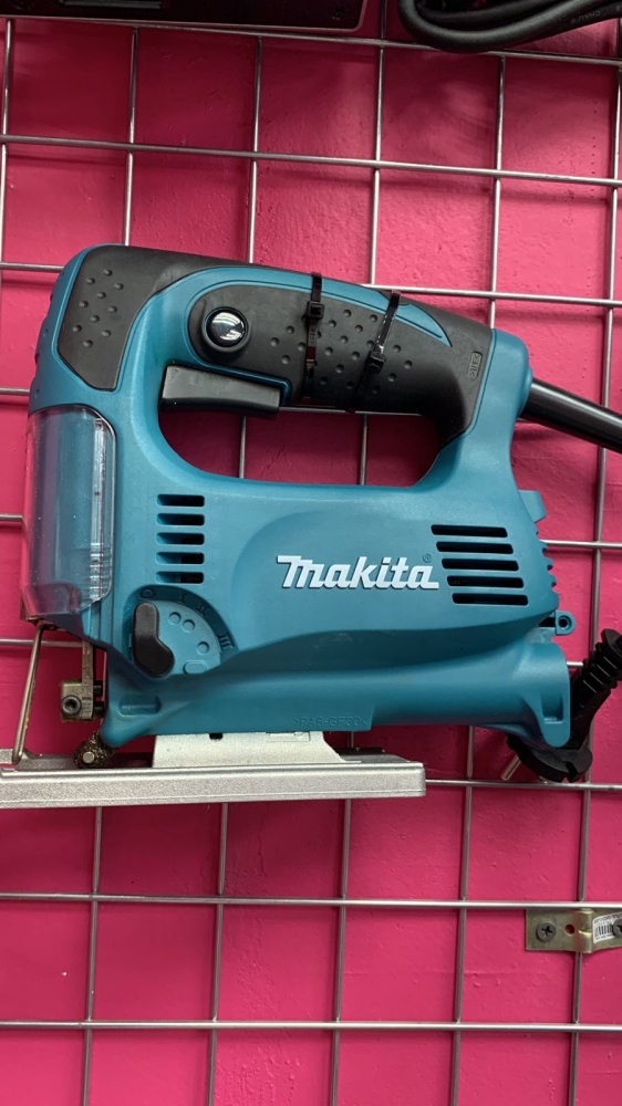 Лобзик Makita 4329X1