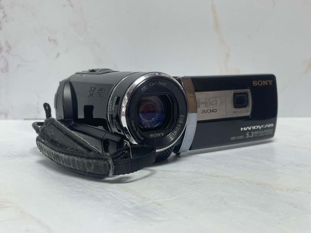 Видеокамера Sony hdr-pj200