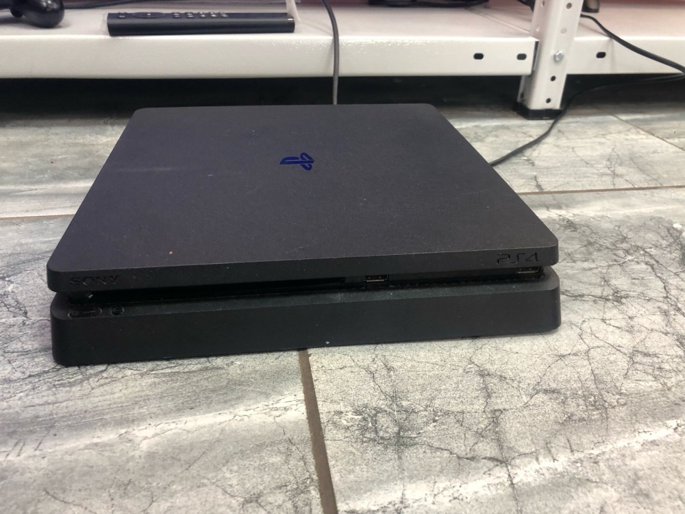 Игровая приставка Sony PlayStation 4 slim 1tb