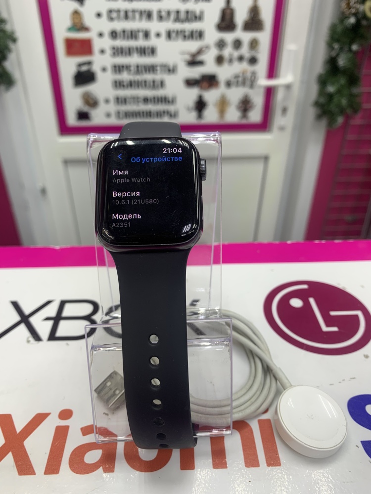 Часы Apple Watch SE2 A2351