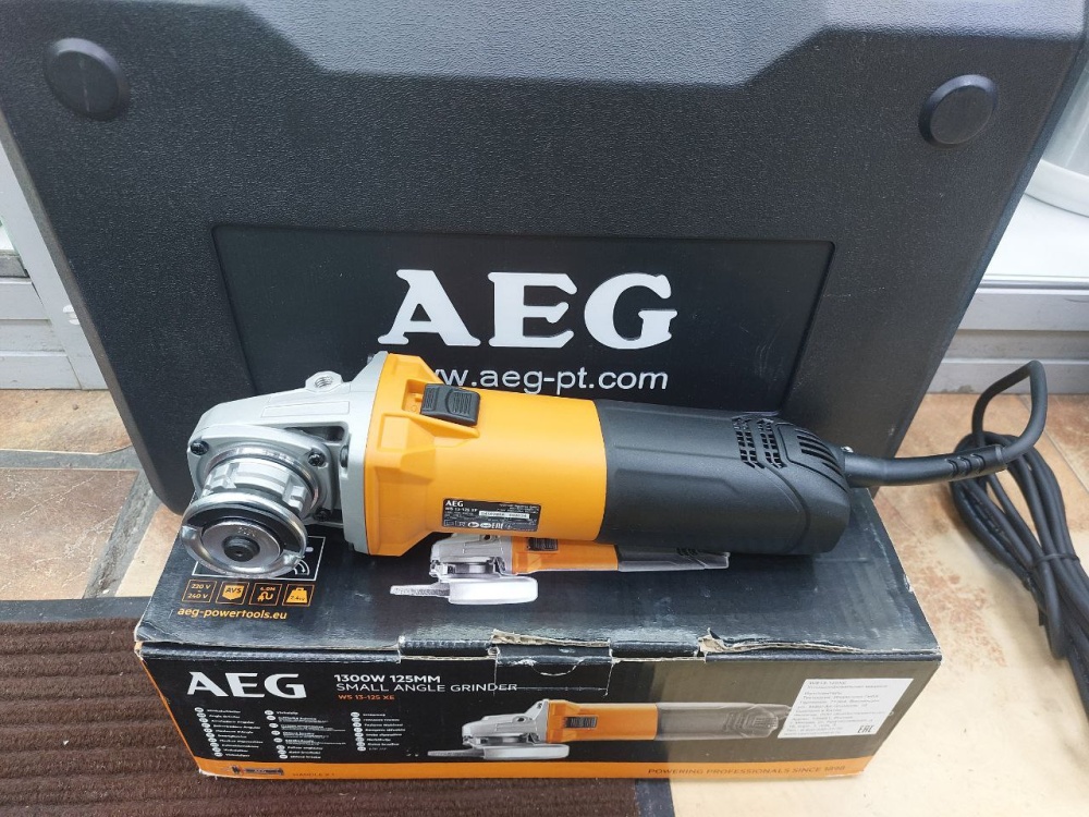 УШМ AEG BEWS18-125L