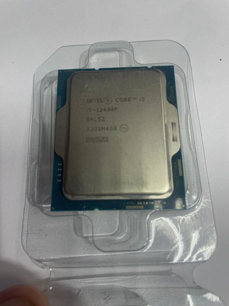 Процессор Intel Core i5 12400F