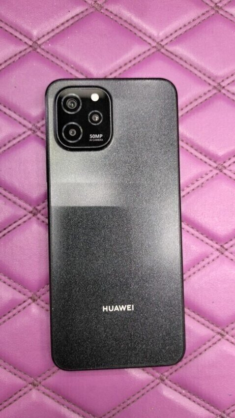 Смартфон Huawei Y61 4/128