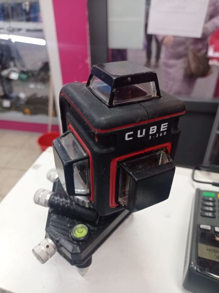 Лазерный уровень CUBE 3-360