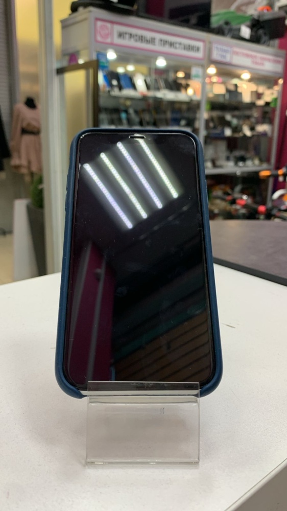 Смартфон iPhone XR 64 Gb