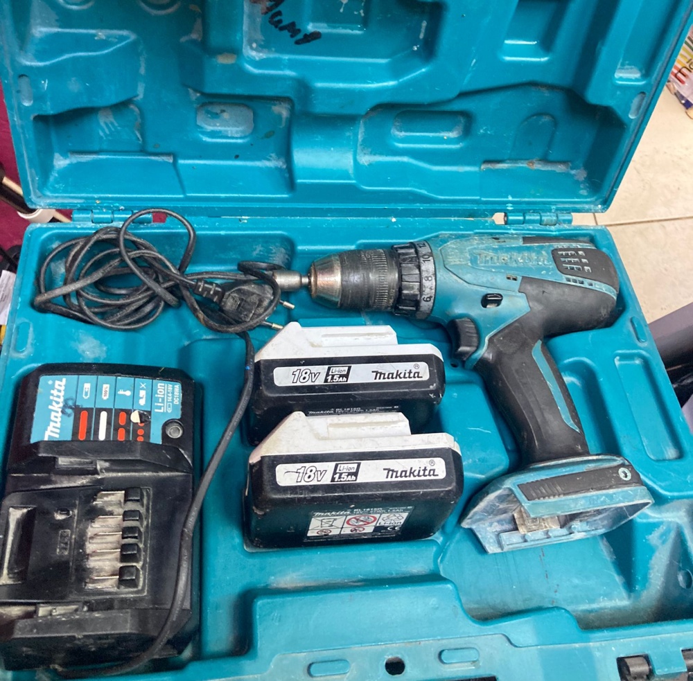 Шуруповерт Makita DF457WD