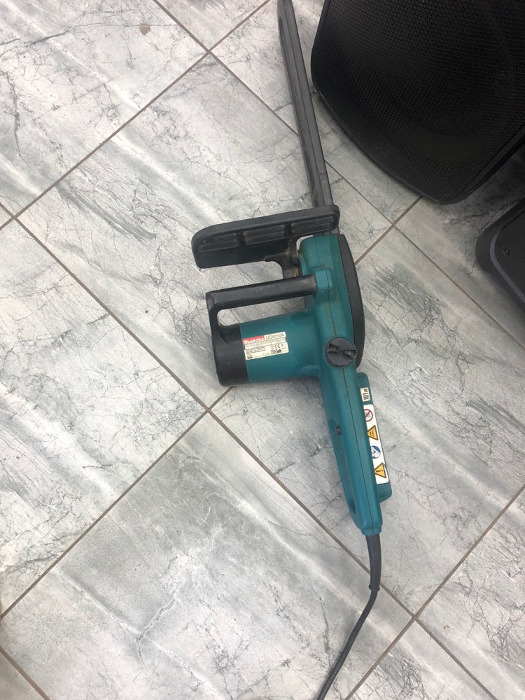 Цепная электропила makita uc4010a