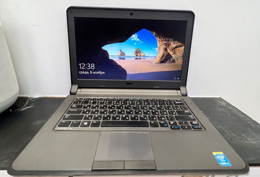 Ноутбук Dell Latitude3350