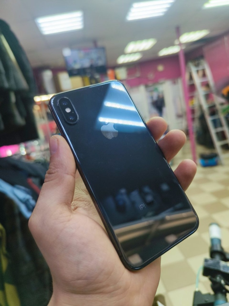 Смартфон iPhone X 256Gb