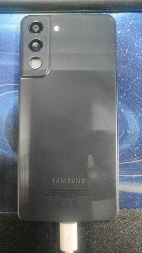 Смартфон Samsung S21 FE