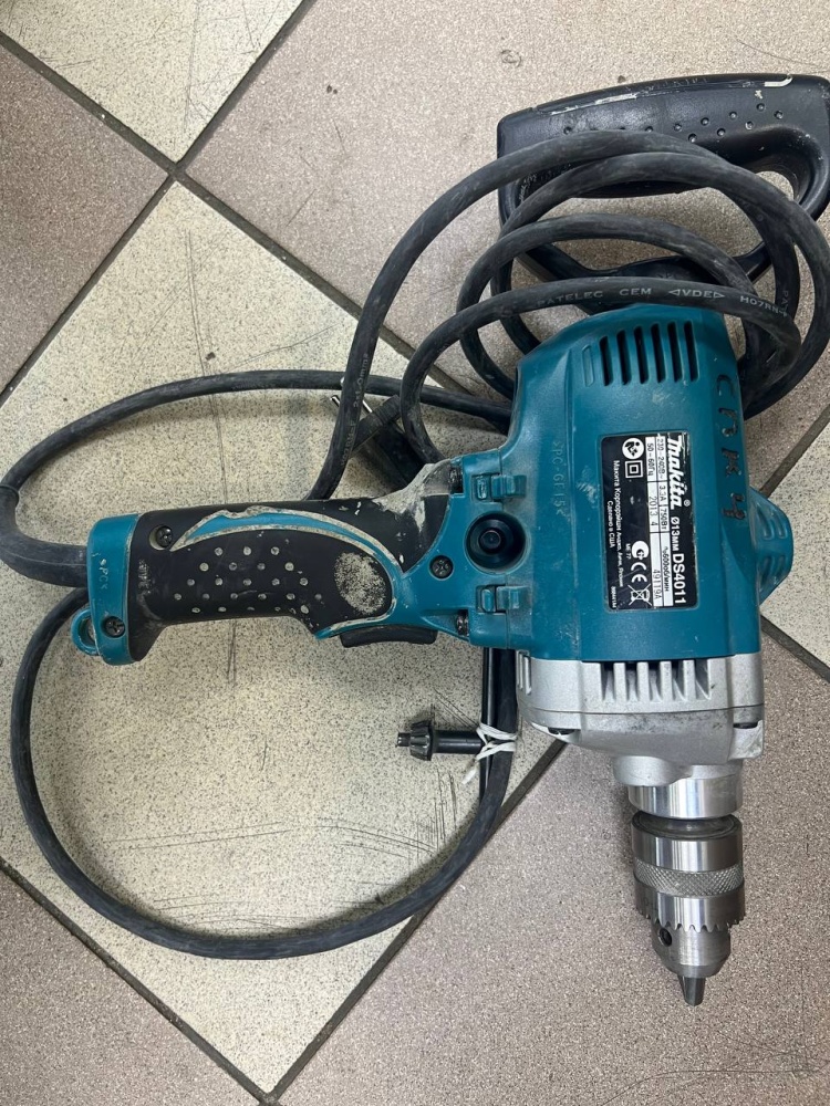 Дрель-Миксер Makita DS4011