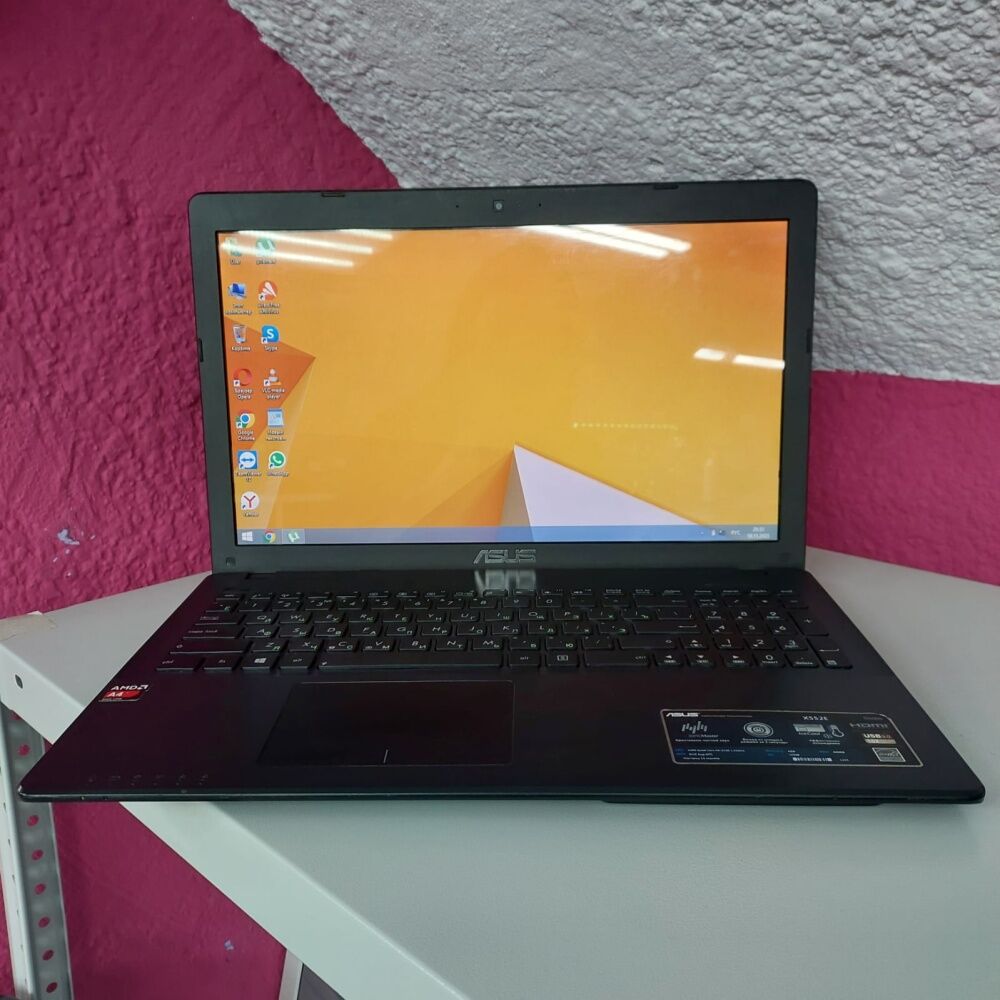 Ноутбук ASUS X552E