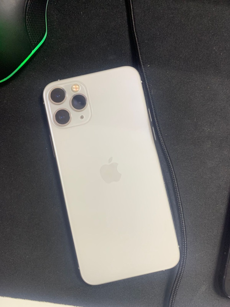 Смартфон iPhone 11 PRO 64 Gb