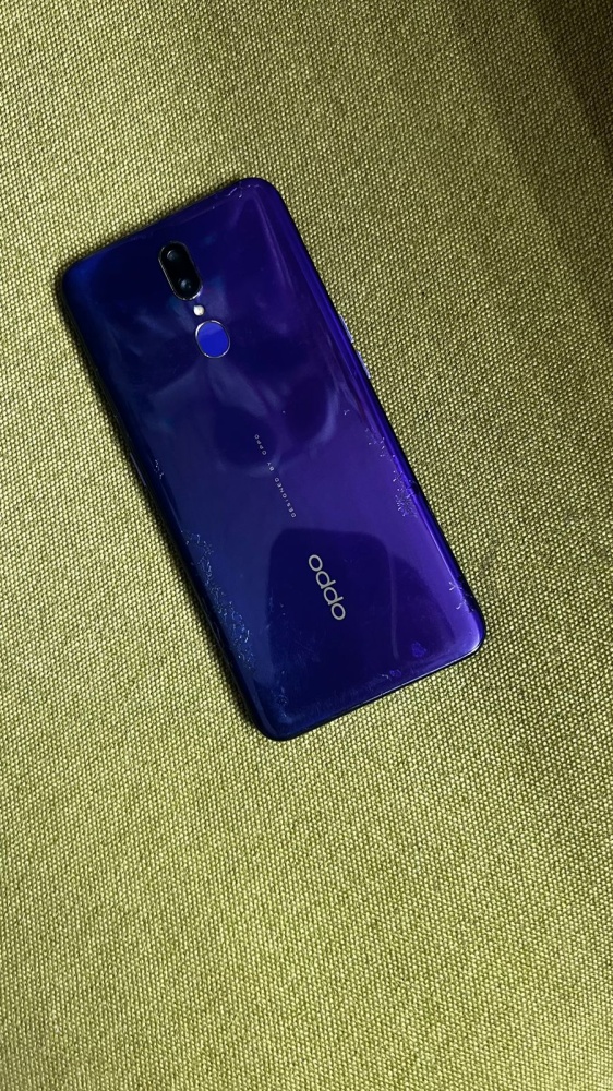 Смартфон Oppo F11 8/256