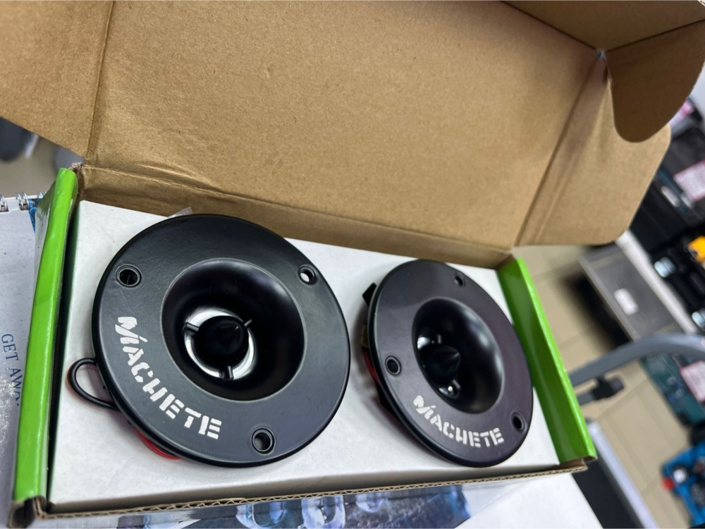 Автоакустика Machete MT102