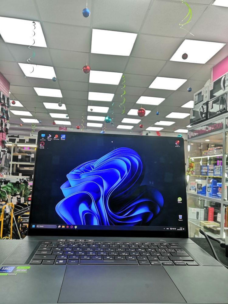 Ноутбук ASUS rog g16 /16/ 500G/ 6G