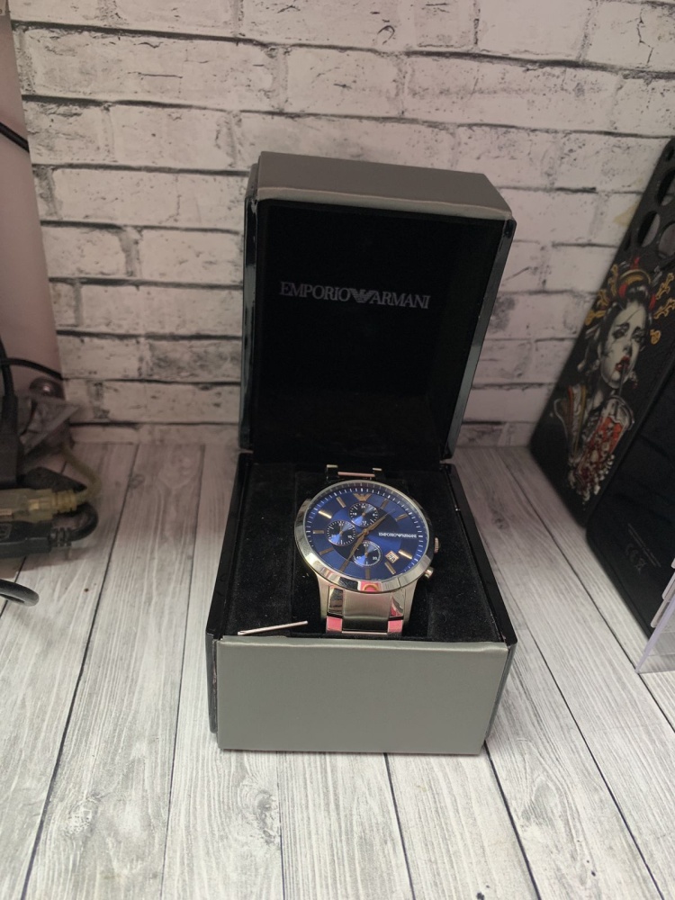 Часы Emporio Armani