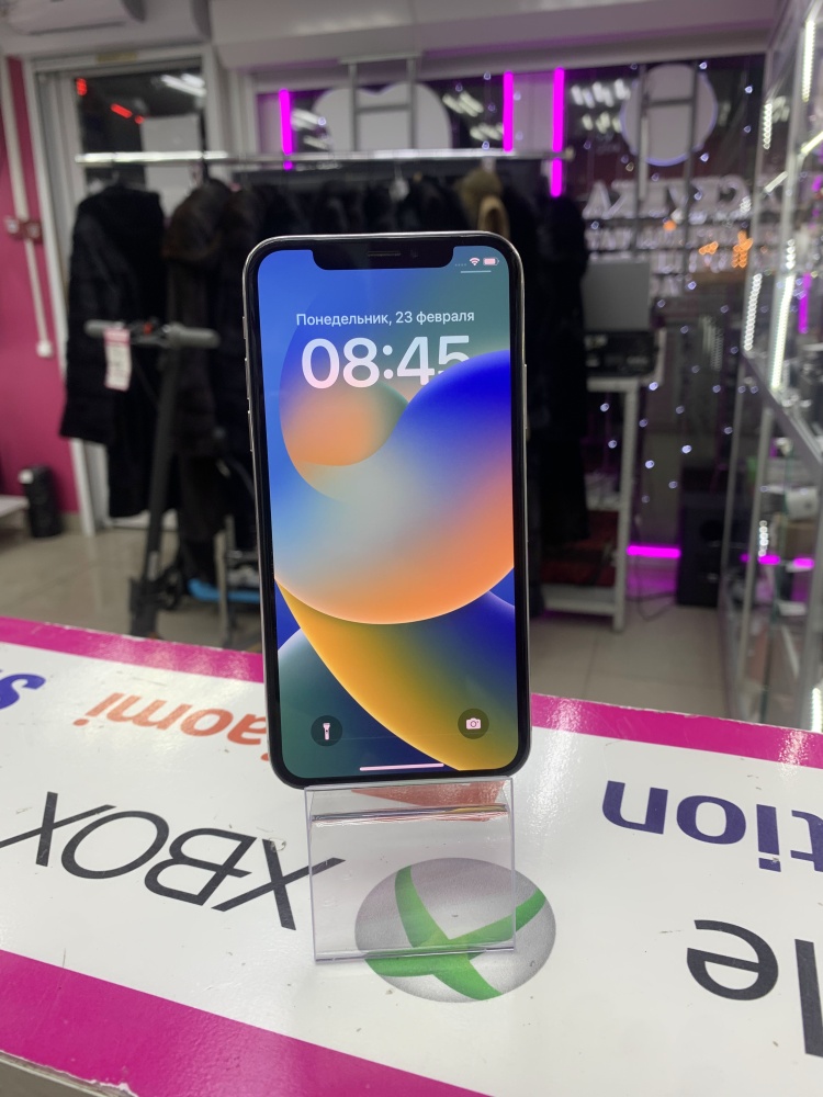 Смартфон iPhone X 256Gb