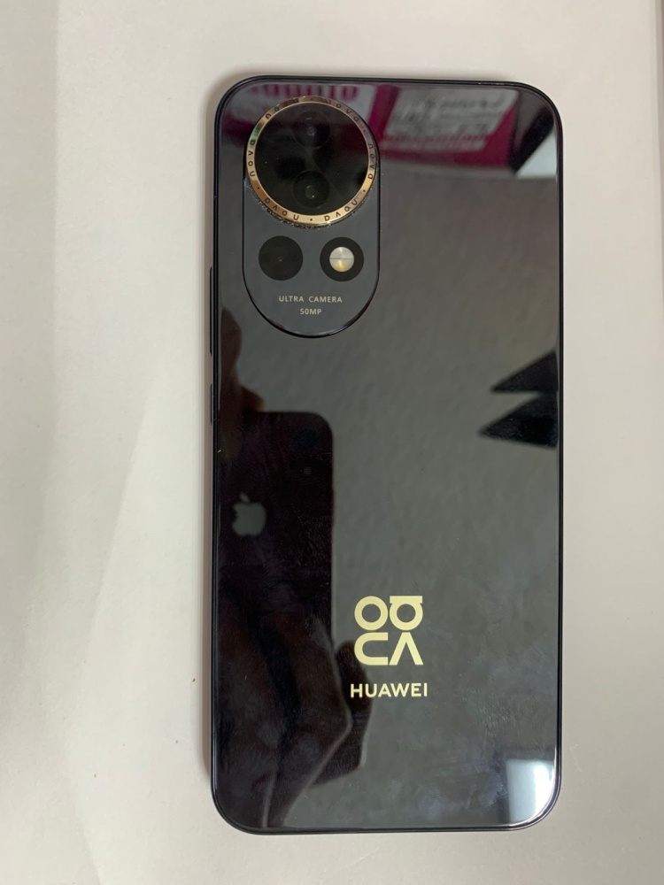 Смартфон Huawei Nova 13