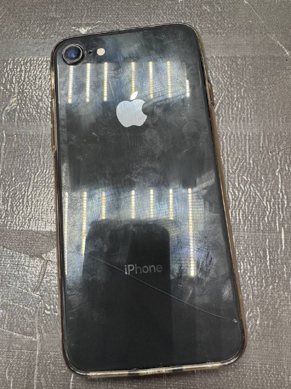 Смартфон iPhone 8 64 Gb