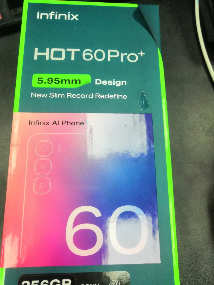 Мобильный телефон Infinix Hot 60pro+