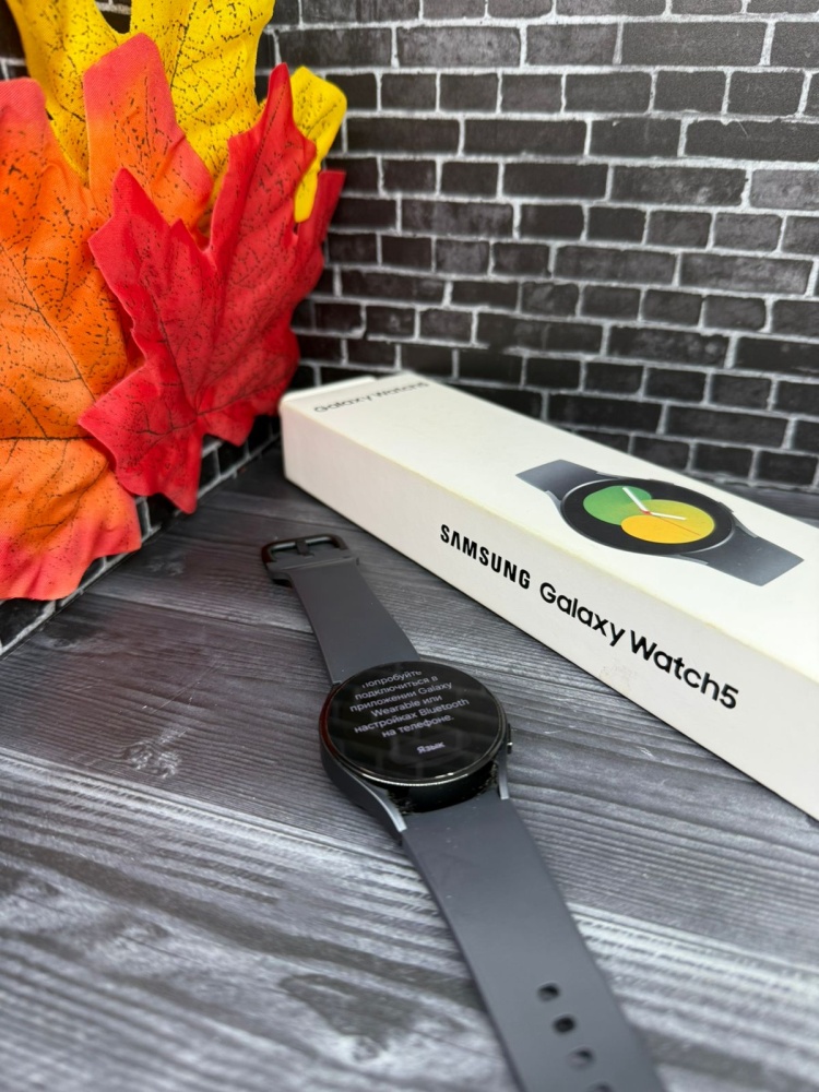 Смарт-часы Samsung Galaxy Watch 5