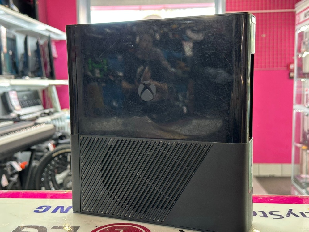 Игровая приставка XBOX 360 250GB