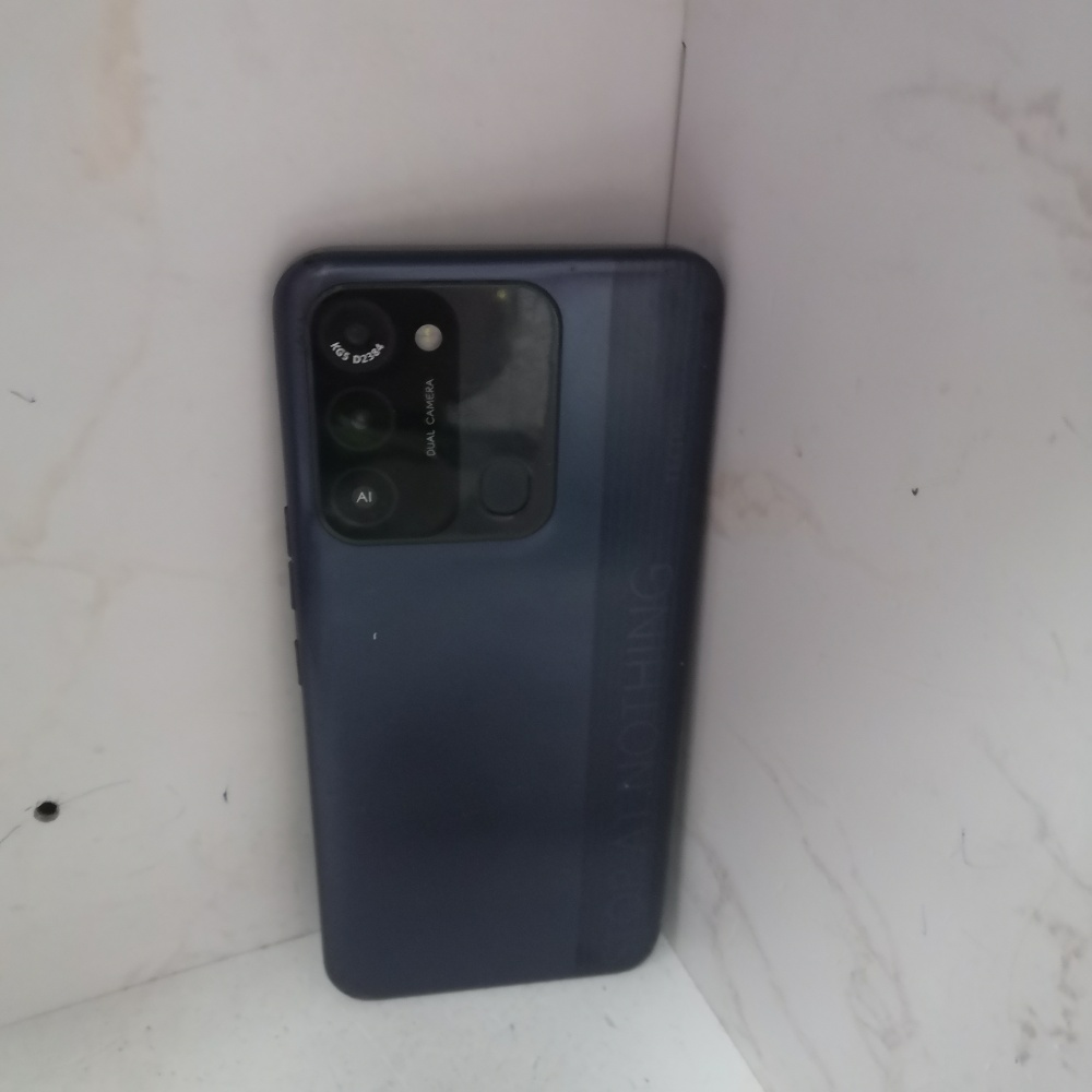 Мобильный телефон Tecno 8с