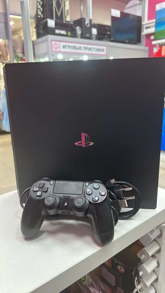 Игровая приставка Sony PlayStation 4 PRO 1Tb