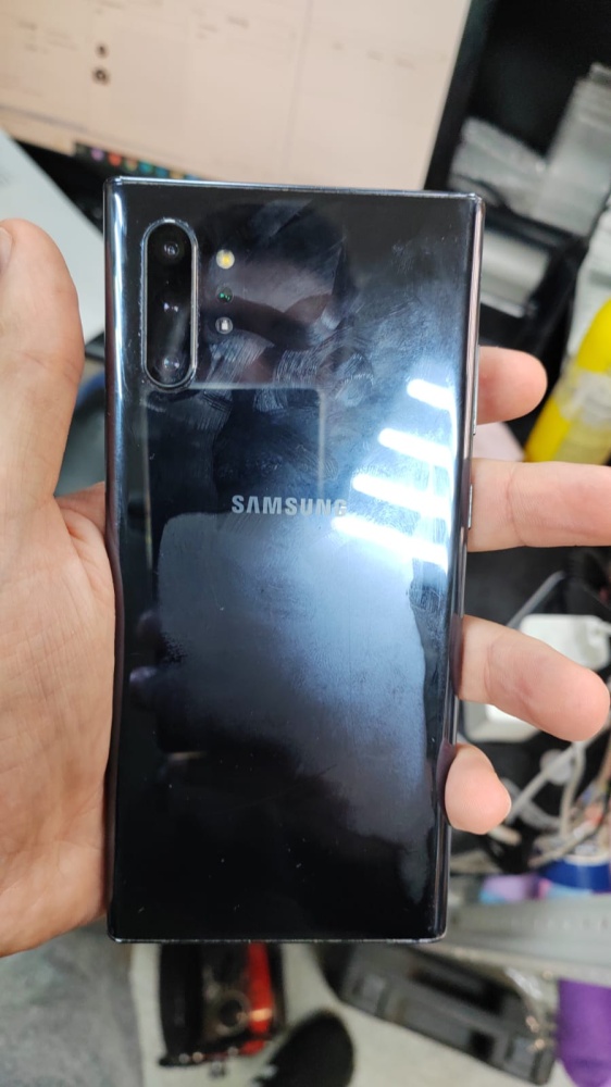 Смартфон Samsung Note 10+