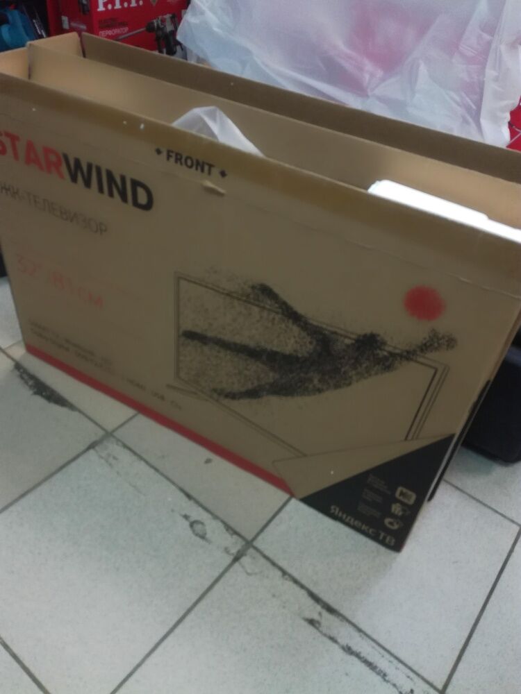 Телевизор Starwind LED32SG305