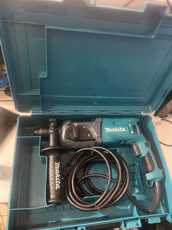 Перфоратор Makita