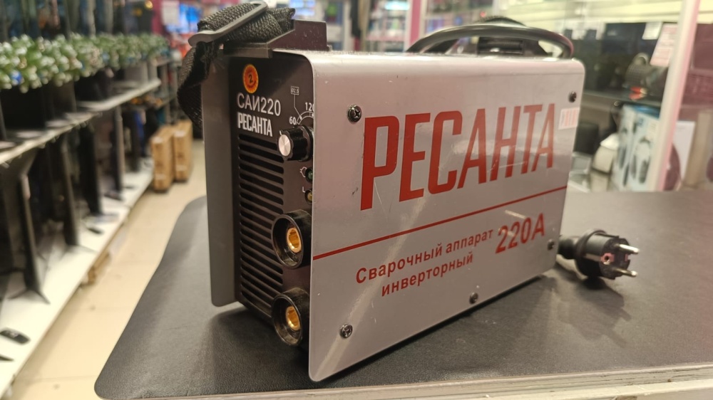 Сварочный аппарат РЕСАНТА САИ 220