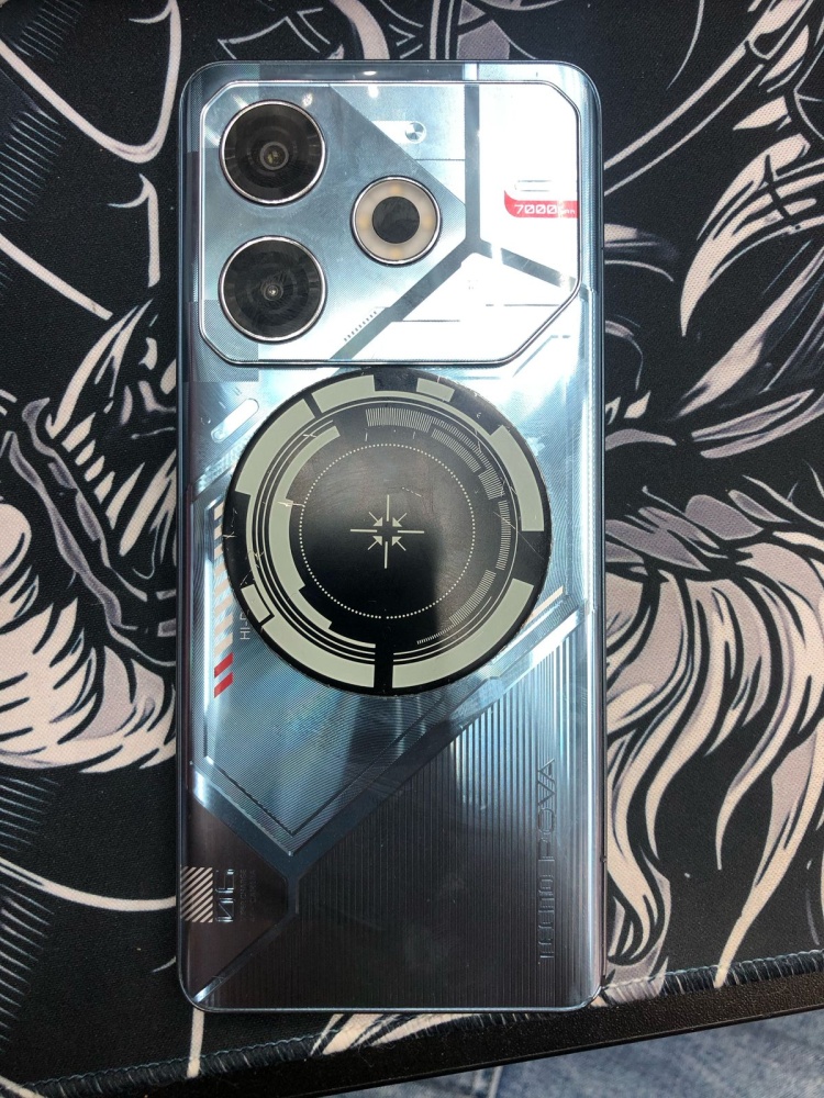 Мобильный телефон Tecno pova 6 8/256