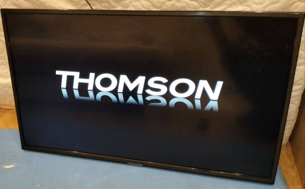 Телевизор Thomson "40"
